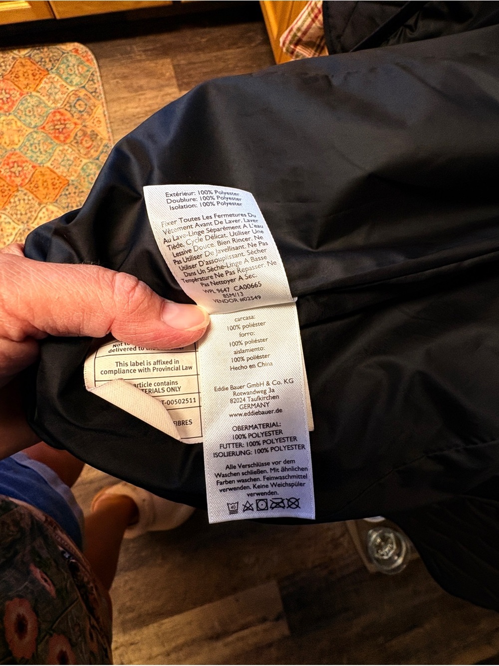 Quilted Eddie Bauer Poppy-Embroidered Fall Coat -black - Picture 7 of 13